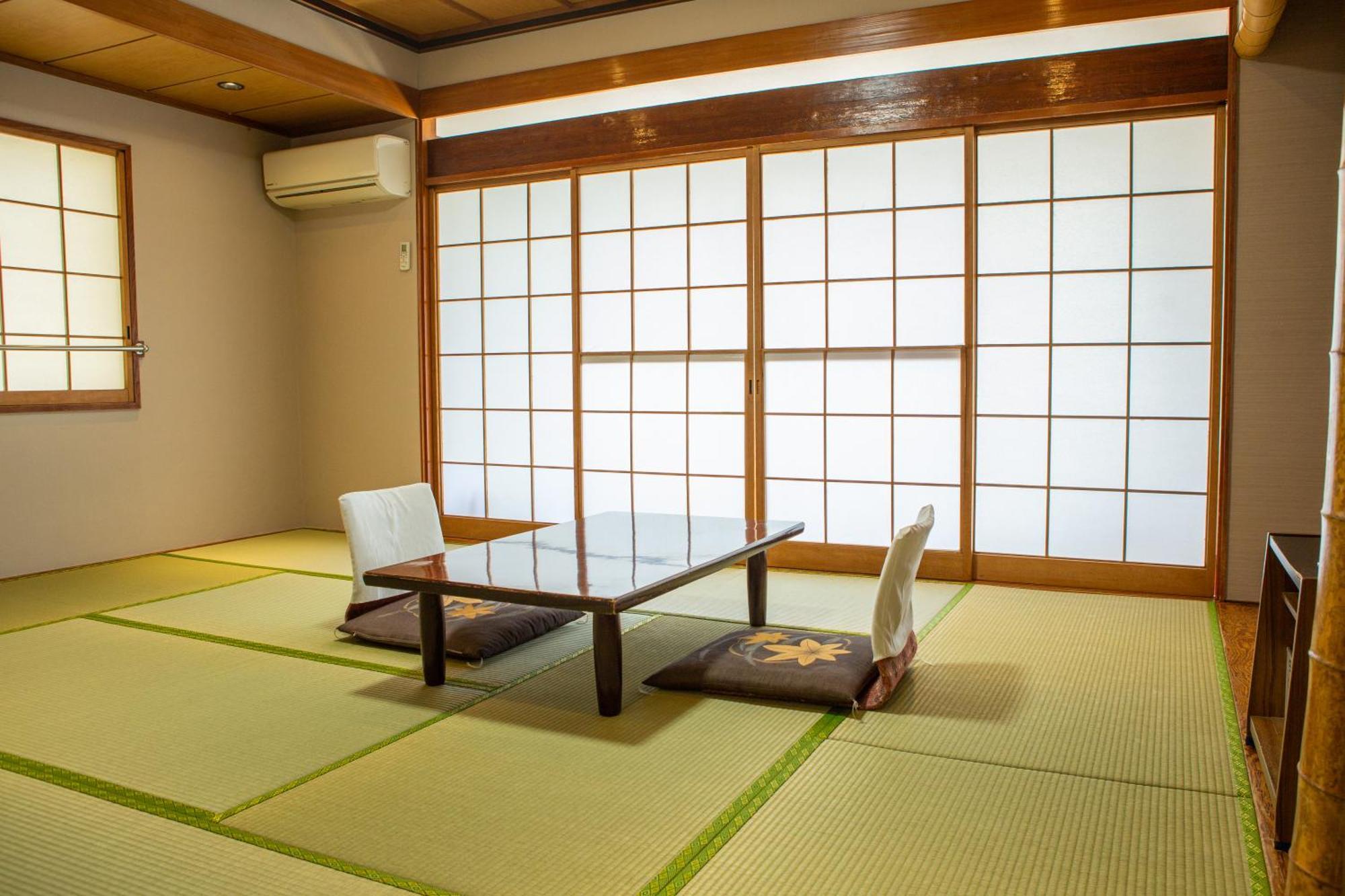 Shoji Lake Hotel Fujikawaguchiko Exterior photo